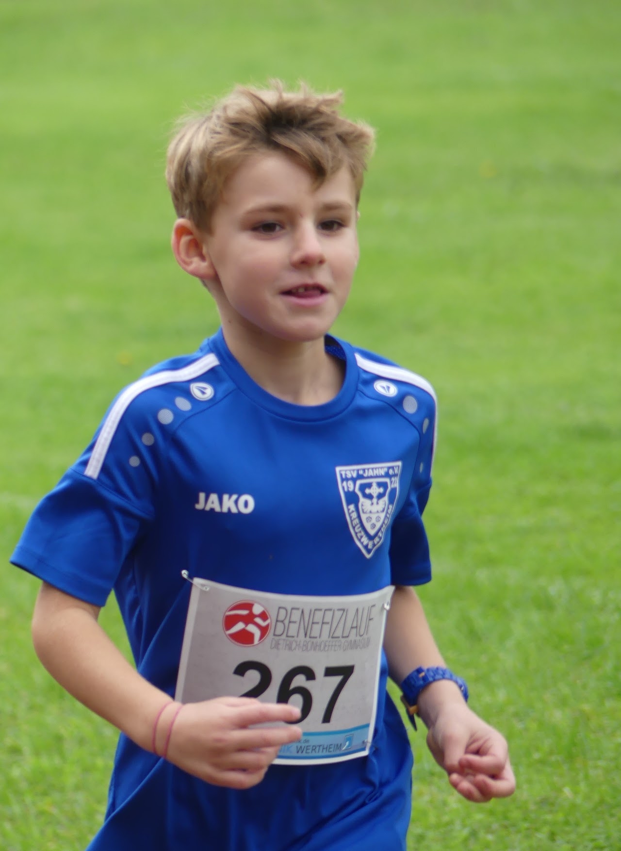 Bild vom 13. Benefizlauf im Jahr 2022. Dies ist das 321. Bild.